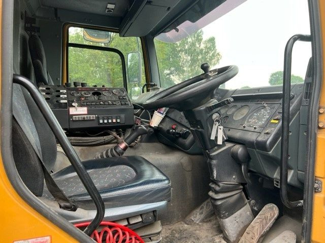 DAF CF 65 FA65.210 CF Right Hand Drive - 캡 새시 트럭 : 사진 4 DAF CF 65 FA65.210 CF Right Hand Drive - 캡 새시 트럭 : 사진 4