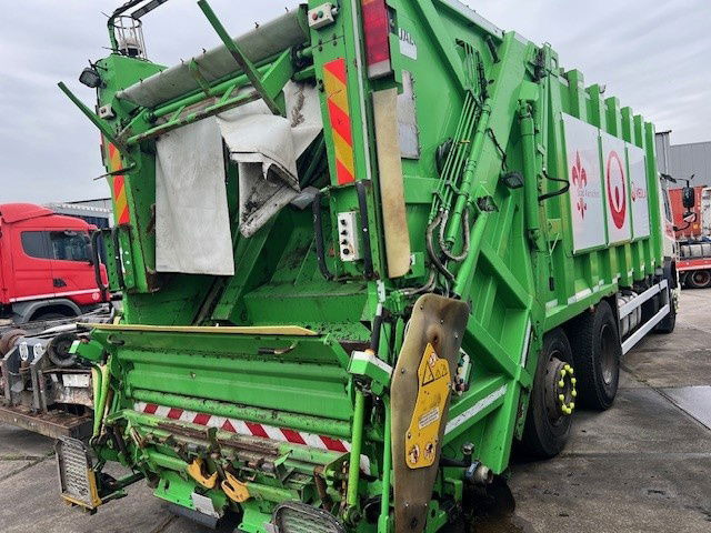 DAF CF 75.250 FAN75.250 CF 6X2 - 쓰레기차 : 사진 3 DAF CF 75.250 FAN75.250 CF 6X2 - 쓰레기차 : 사진 3