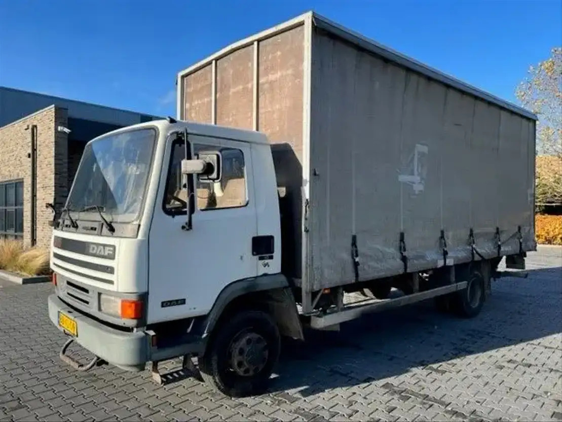 DAF LF 45.160 FA45.160 - 커튼사이더 트럭 : 사진 1 DAF LF 45.160 FA45.160 - 커튼사이더 트럭 : 사진 1