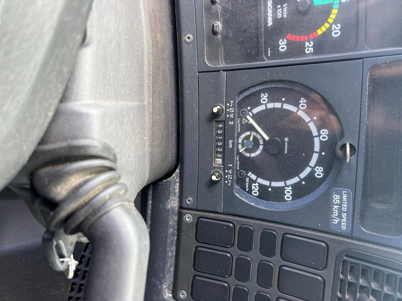 Scania R114-340 .340 - 트랙터 유닛 : 사진 5 Scania R114-340 .340 - 트랙터 유닛 : 사진 5