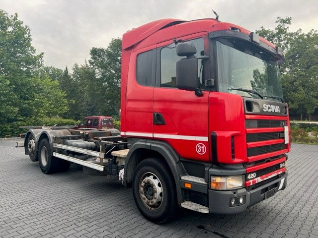 Scania R124-420 .420 6x2 - 캡 새시 트럭 : 사진 2 Scania R124-420 .420 6x2 - 캡 새시 트럭 : 사진 2