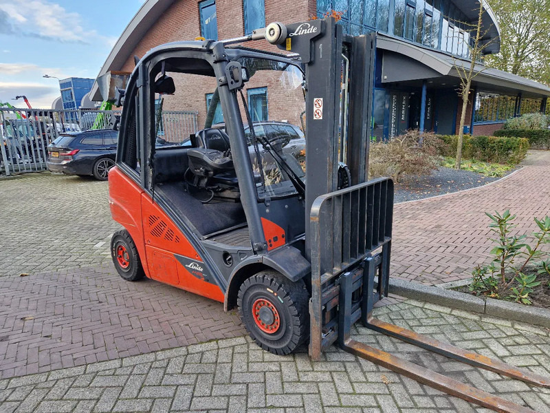 Linde H25D-02 - 디젤 지게차 : 사진 2 Linde H25D-02 - 디젤 지게차 : 사진 2