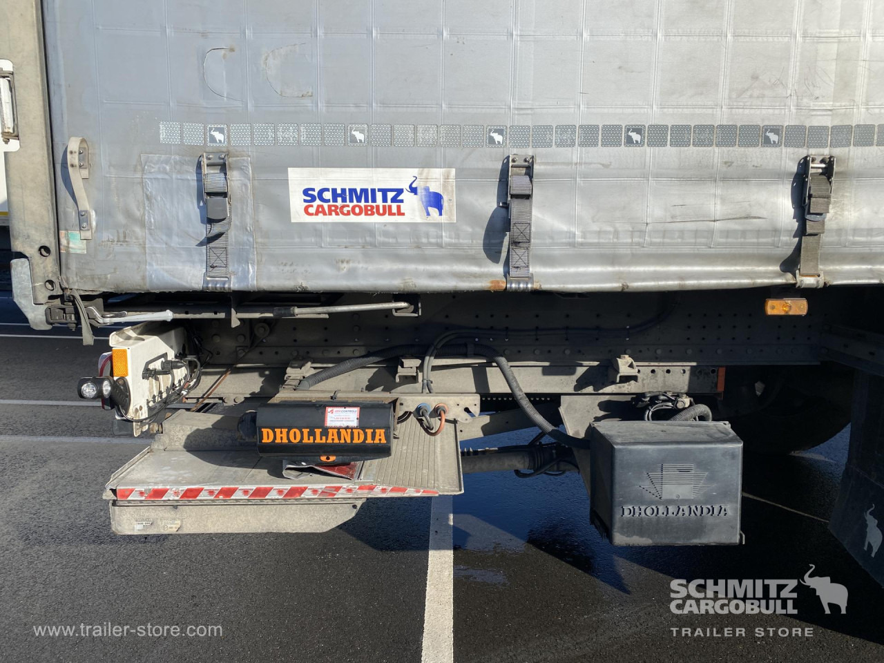 SCHMITZ Curtainsider Standard Taillift - 커튼사이더 세미 트레일러 : 사진 4 SCHMITZ Curtainsider Standard Taillift - 커튼사이더 세미 트레일러 : 사진 4