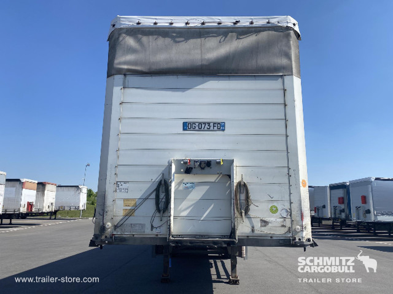 SCHMITZ Curtainsider Standard - 커튼사이더 세미 트레일러 : 사진 3 SCHMITZ Curtainsider Standard - 커튼사이더 세미 트레일러 : 사진 3