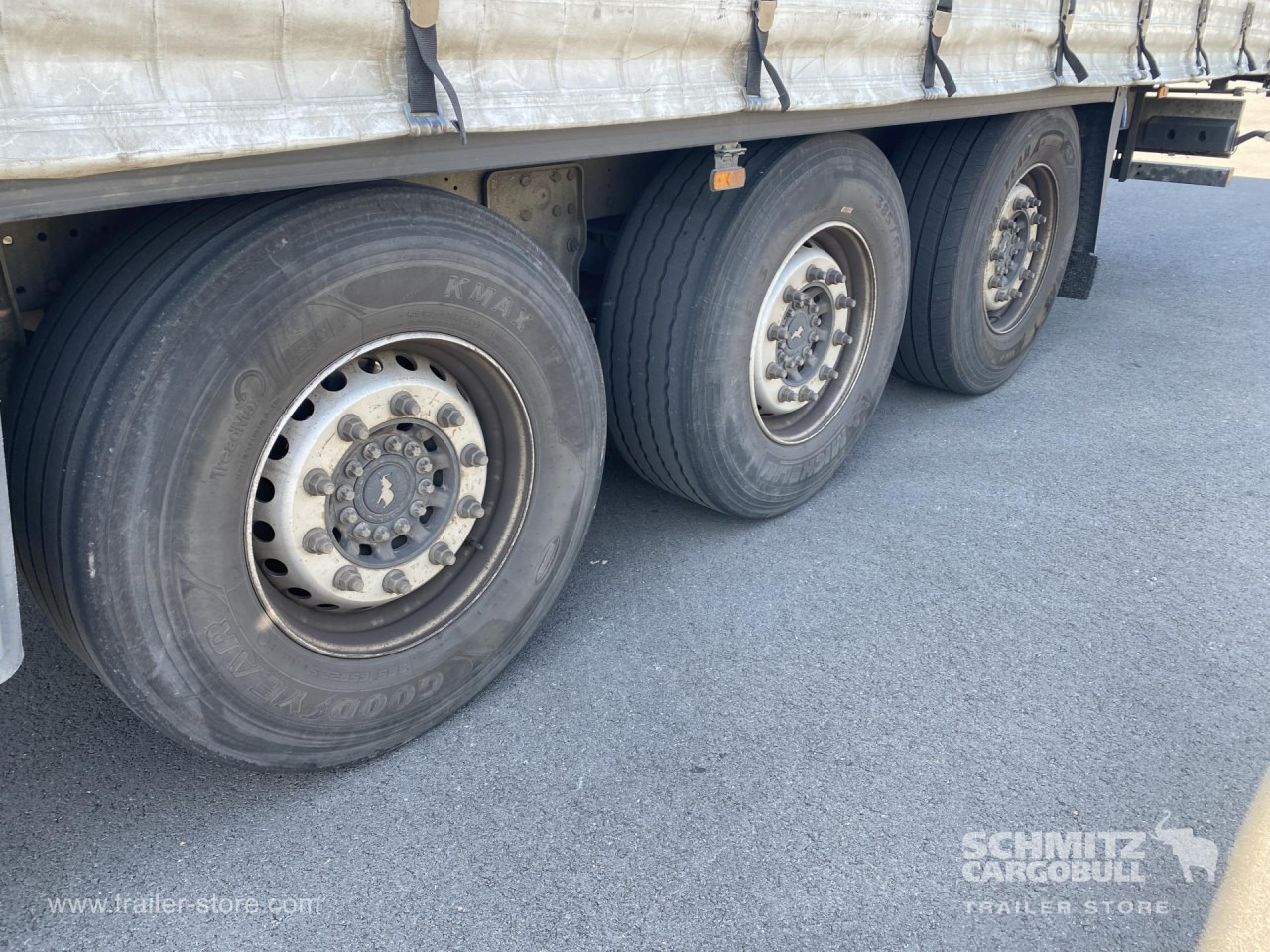 SCHMITZ Curtainsider Standard - 커튼사이더 세미 트레일러 : 사진 3 SCHMITZ Curtainsider Standard - 커튼사이더 세미 트레일러 : 사진 3