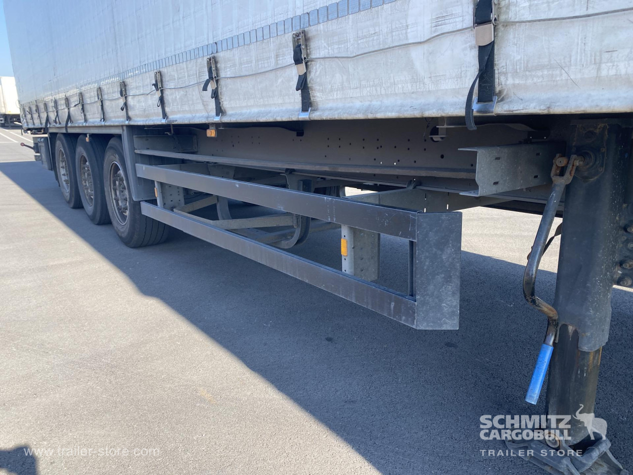 SCHMITZ Curtainsider Standard - 커튼사이더 세미 트레일러 : 사진 2 SCHMITZ Curtainsider Standard - 커튼사이더 세미 트레일러 : 사진 2