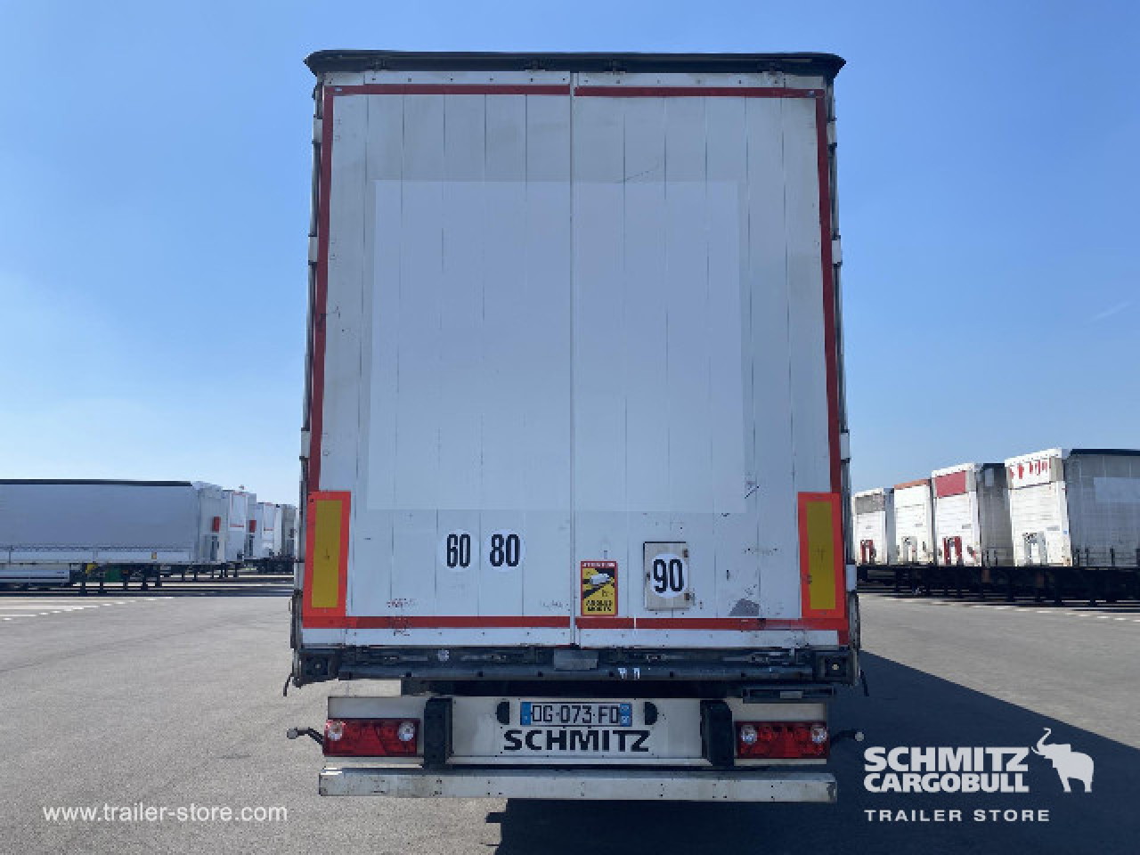 SCHMITZ Curtainsider Standard - 커튼사이더 세미 트레일러 : 사진 4 SCHMITZ Curtainsider Standard - 커튼사이더 세미 트레일러 : 사진 4