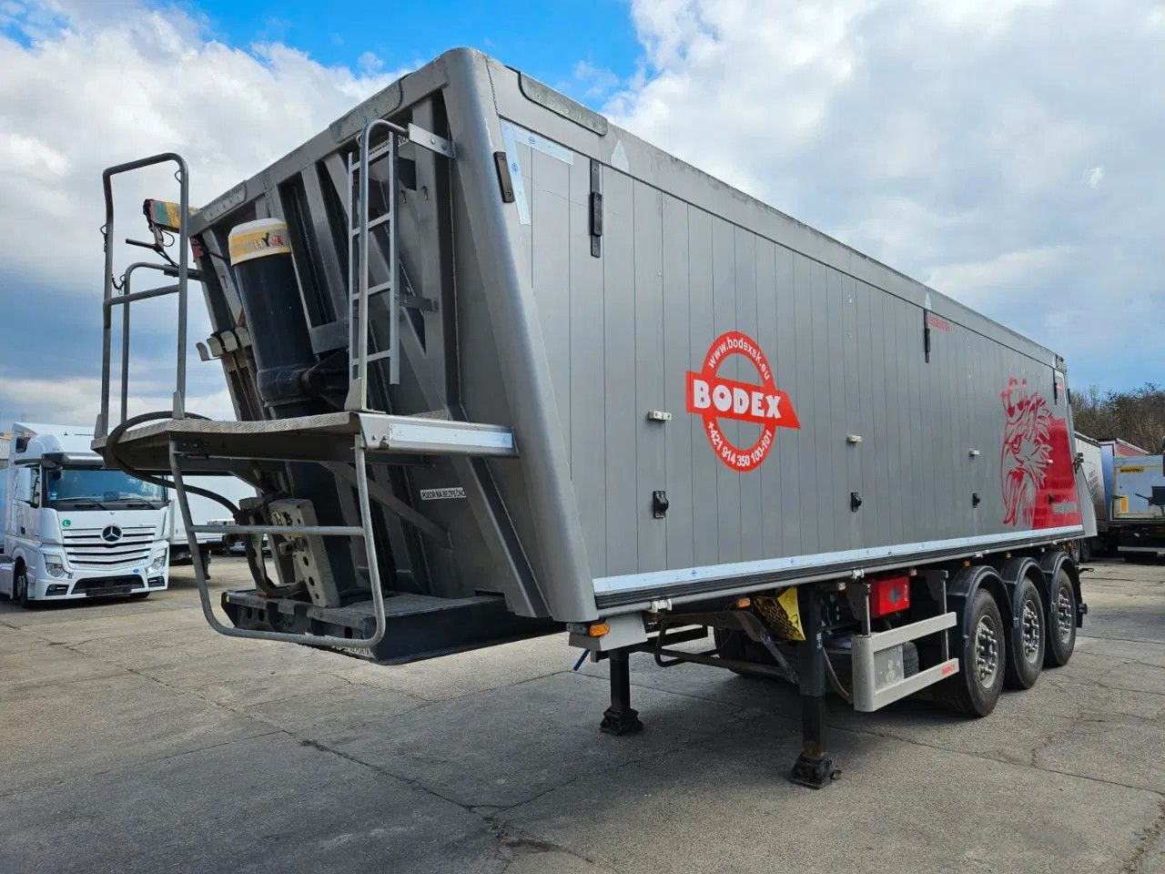 Bodex KIS3B - 덤프 세미 트레일러 : 사진 1 Bodex KIS3B - 덤프 세미 트레일러 : 사진 1
