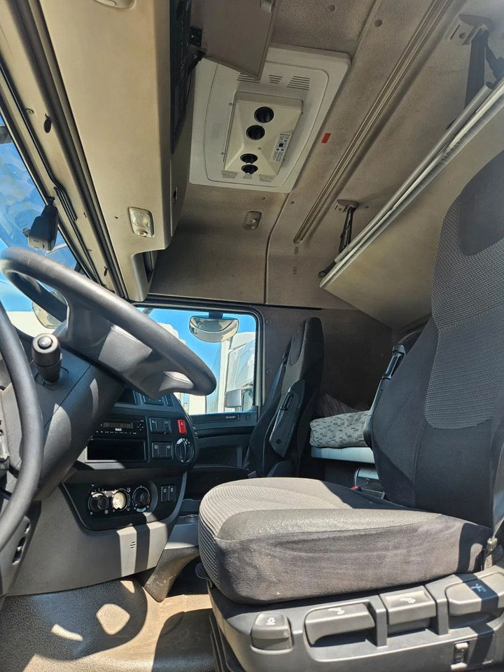 DAF XF 460 Mega Standklima Space Cab - 트랙터 유닛 : 사진 5 DAF XF 460 Mega Standklima Space Cab - 트랙터 유닛 : 사진 5