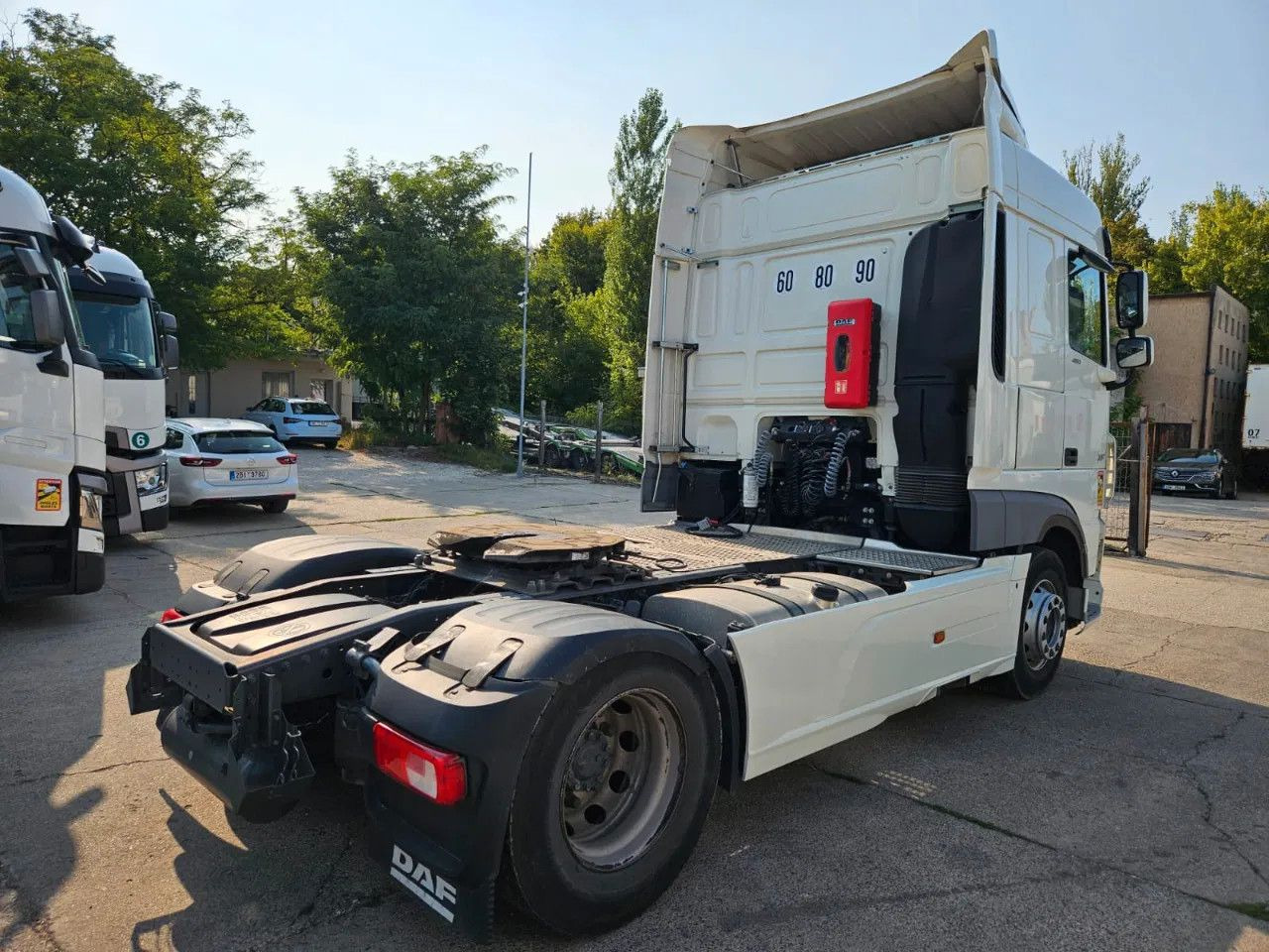 DAF XF 480 SC-Standard-Intarder-StandKlima-2 Units - 트랙터 유닛 : 사진 4 DAF XF 480 SC-Standard-Intarder-StandKlima-2 Units - 트랙터 유닛 : 사진 4