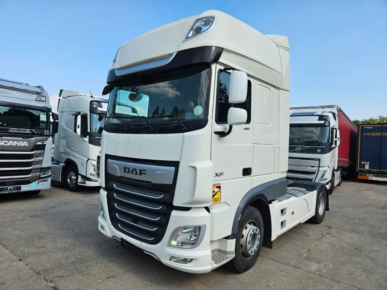 DAF XF 480 SSC-Standard-StandKlima-4 Units-4 new tir - 트랙터 유닛 : 사진 1 DAF XF 480 SSC-Standard-StandKlima-4 Units-4 new tir - 트랙터 유닛 : 사진 1