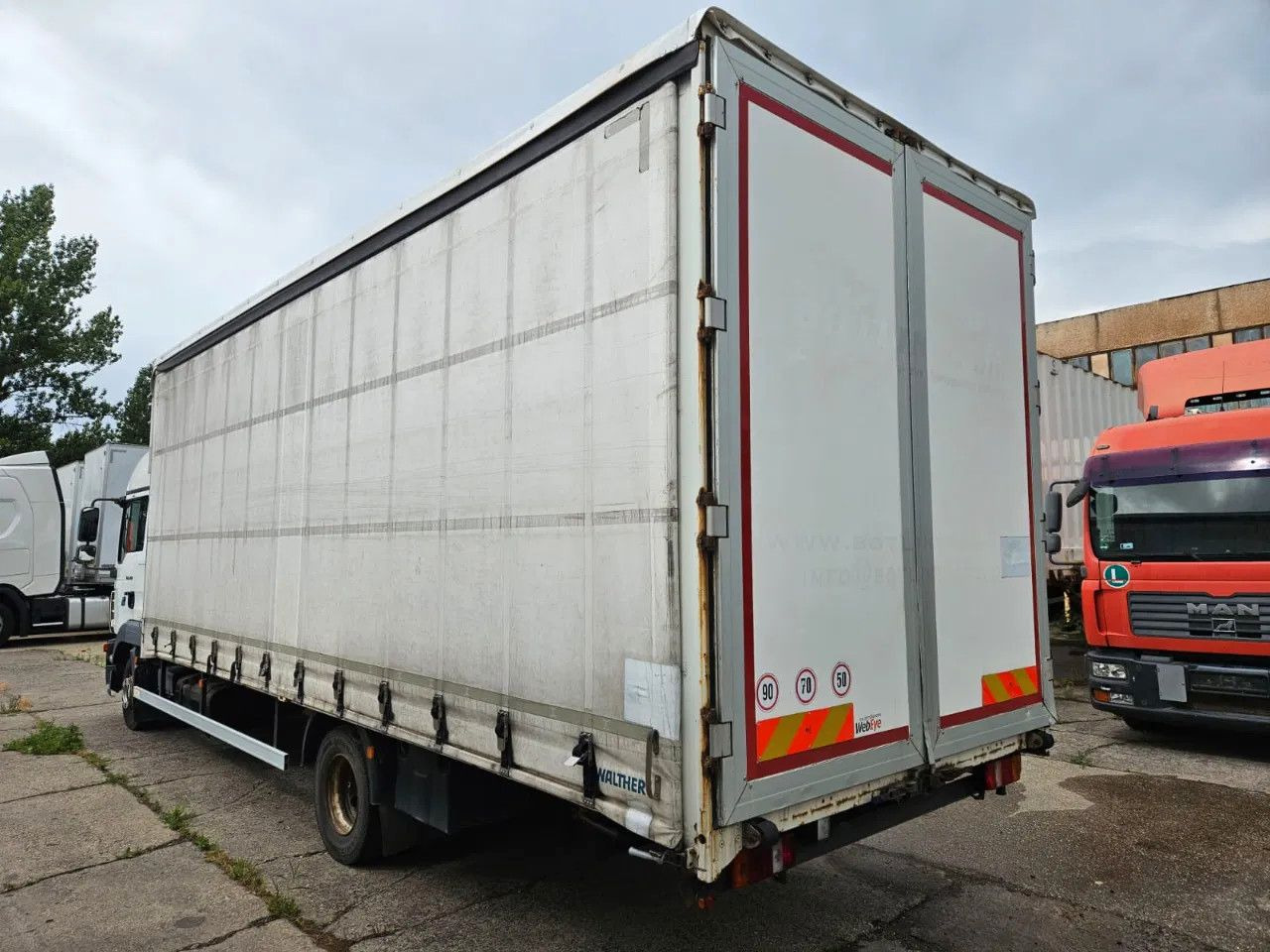 MAN TGL 8.220 4x2 BL Euro 5 EEV - 커튼사이더 트럭 : 사진 3 MAN TGL 8.220 4x2 BL Euro 5 EEV - 커튼사이더 트럭 : 사진 3