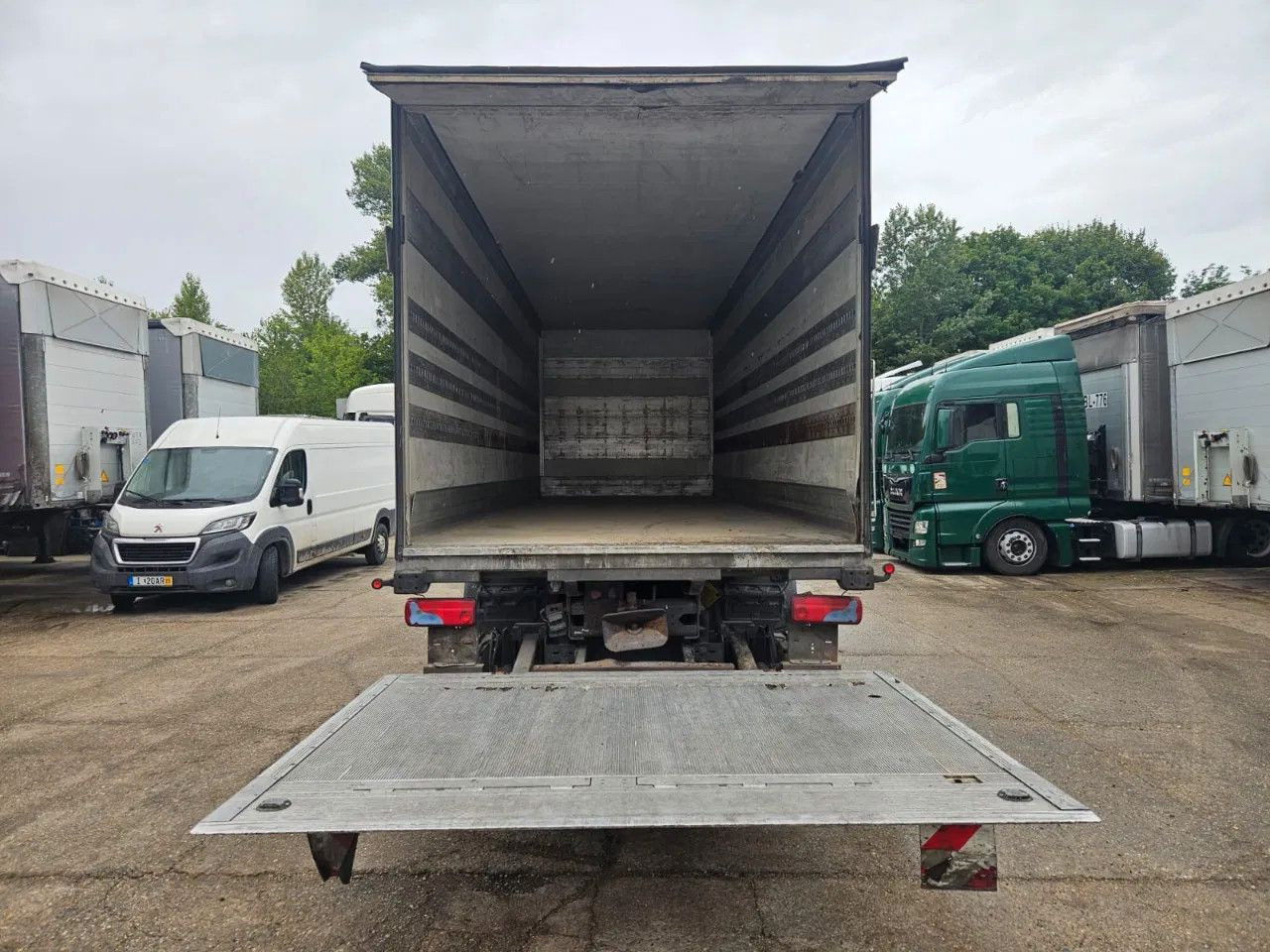 Scania R480 BOX Tail Lift Euro5 - 박스 트럭 : 사진 5 Scania R480 BOX Tail Lift Euro5 - 박스 트럭 : 사진 5