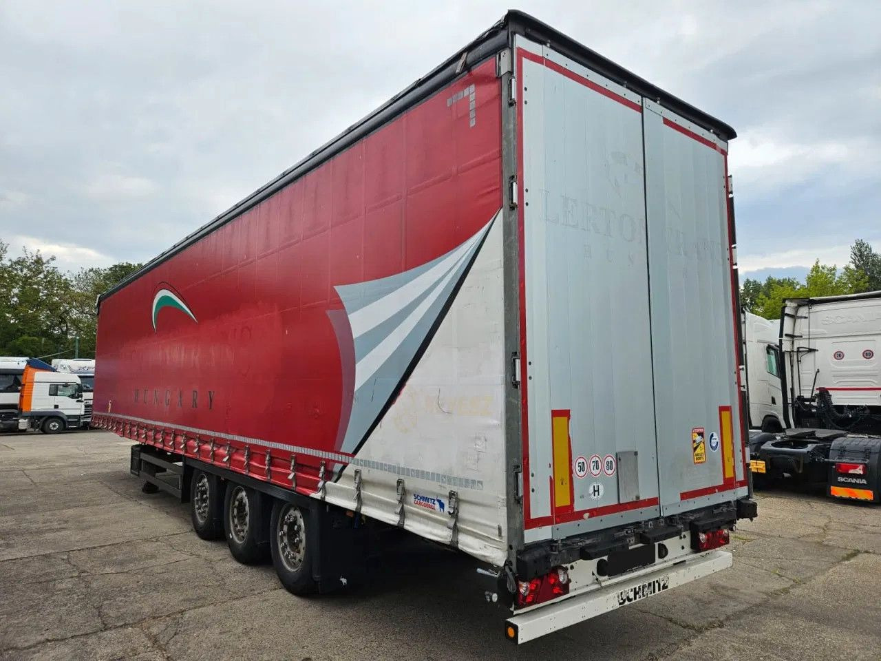 Schmitz Cargobull SCB S3T 60 unis in stock! 6 New tires, Alloy w. - 커튼사이더 세미 트레일러 : 사진 4 Schmitz Cargobull SCB S3T 60 unis in stock! 6 New tires, Alloy w. - 커튼사이더 세미 트레일러 : 사진 4