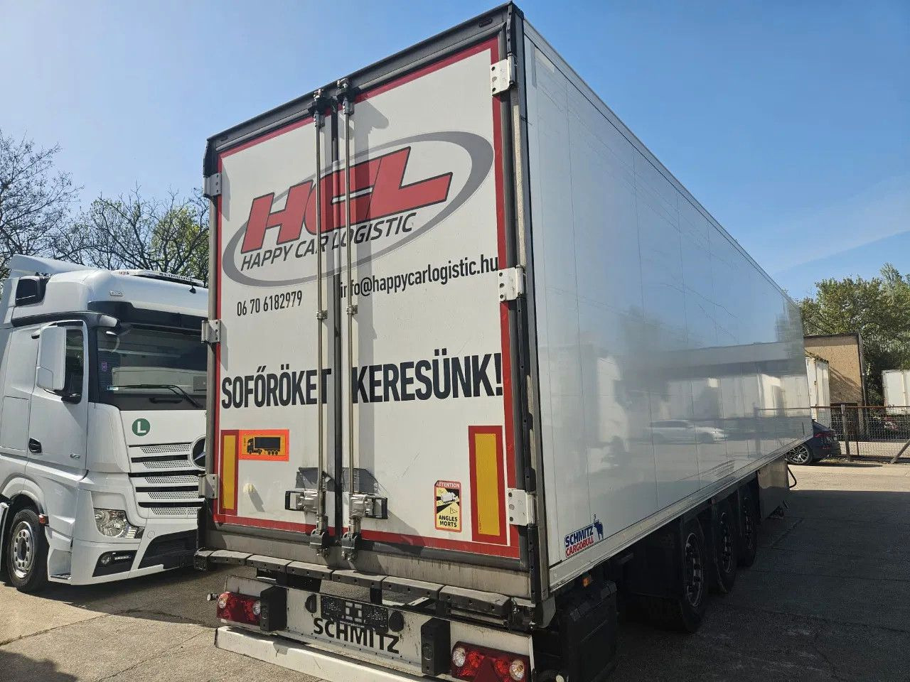 Schmitz Cargobull SCB S3T Thermo King SLXi 300 Lifting axle A - 2 - 냉동 세미 트레일러 : 사진 4 Schmitz Cargobull SCB S3T Thermo King SLXi 300 Lifting axle A - 2 - 냉동 세미 트레일러 : 사진 4