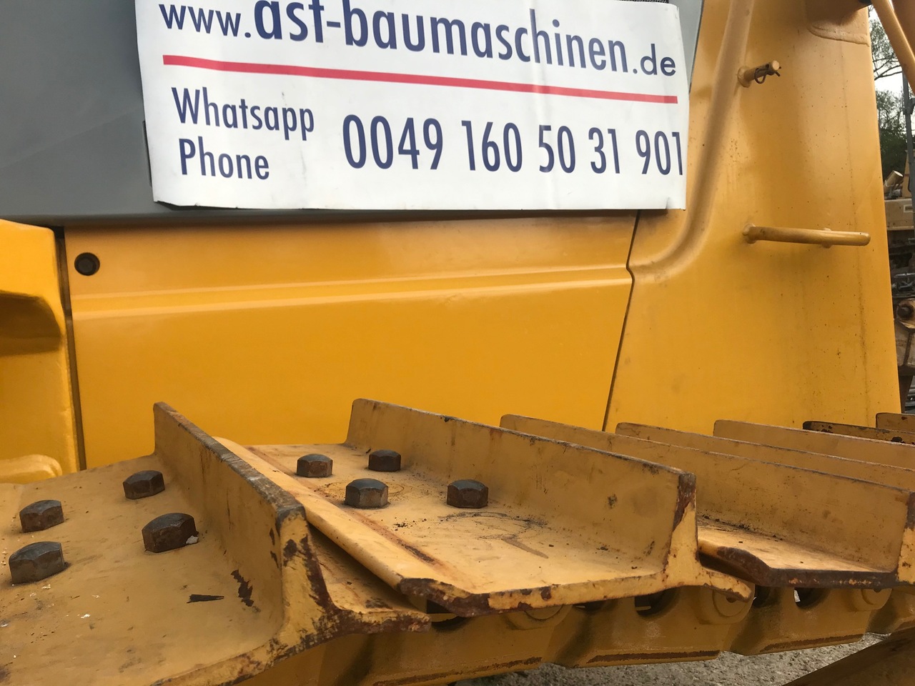KOMATSU D65EX-12 mit Ripperventil - 불도저 : 사진 2 KOMATSU D65EX-12 mit Ripperventil - 불도저 : 사진 2