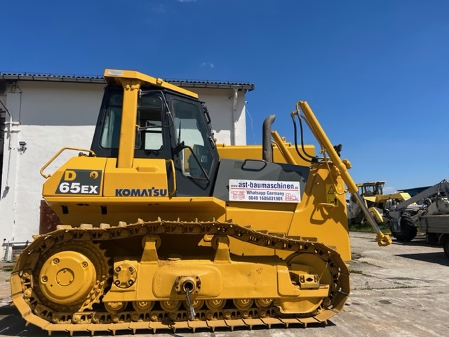 KOMATSU D65EX12 mit Ripperventil - 불도저 : 사진 1 KOMATSU D65EX12 mit Ripperventil - 불도저 : 사진 1