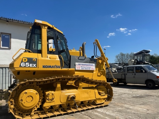KOMATSU D65EX12 mit Ripperventil - 불도저 : 사진 2 KOMATSU D65EX12 mit Ripperventil - 불도저 : 사진 2