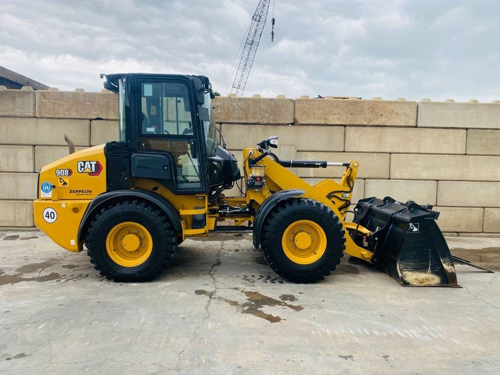 CAT 908-14a - 휠 로더 : 사진 2 CAT 908-14a - 휠 로더 : 사진 2