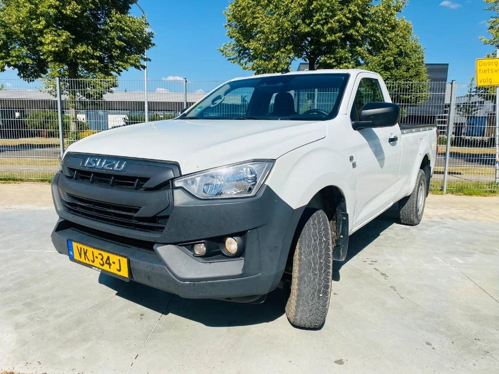 Isuzu D-Max Socage  - 차량 : 사진 1 Isuzu D-Max Socage  - 차량 : 사진 1