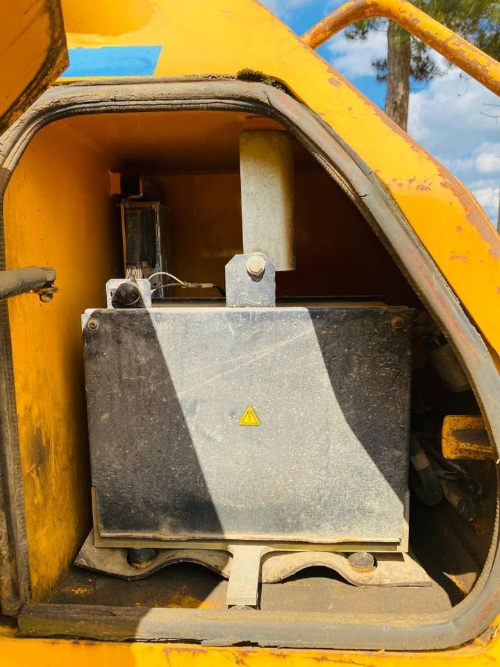 불도저 Liebherr PR 724 LGP : 사진 11
