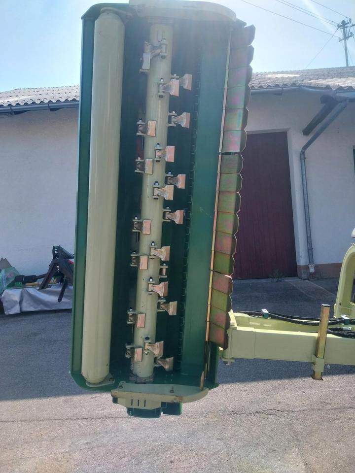 Böschungsmulcher Mulcher Stark KDL Profi 200 Auslegemulcher - 버지 모어 : 사진 5 Böschungsmulcher Mulcher Stark KDL Profi 200 Auslegemulcher - 버지 모어 : 사진 5