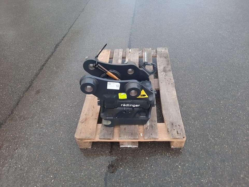 Rädlinger Tilt 3,5 -5 to Powertilt Minibagger Schwenkmotor Yanmar - 틸트로테이터 미니 굴삭기 용 : 사진 3 Rädlinger Tilt 3,5 -5 to Powertilt Minibagger Schwenkmotor Yanmar - 틸트로테이터 미니 굴삭기 용 : 사진 3