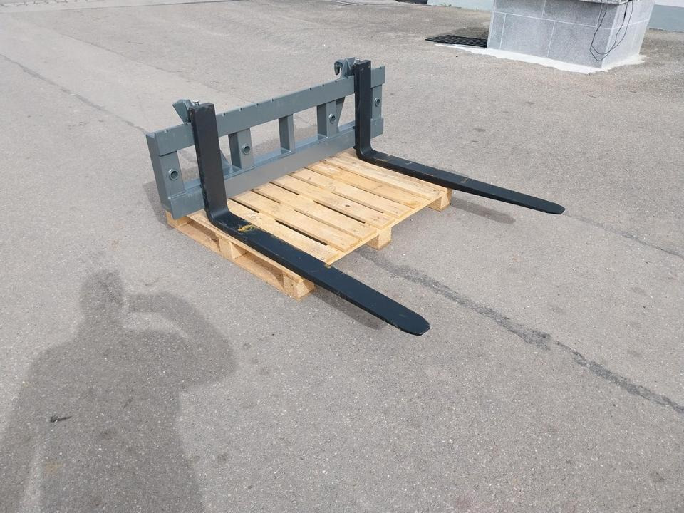 Neue Palettengabel 2,5to 1,5m breit Euro Gabel Frontlader Fendt - 포크 : 사진 1 Neue Palettengabel 2,5to 1,5m breit Euro Gabel Frontlader Fendt - 포크 : 사진 1