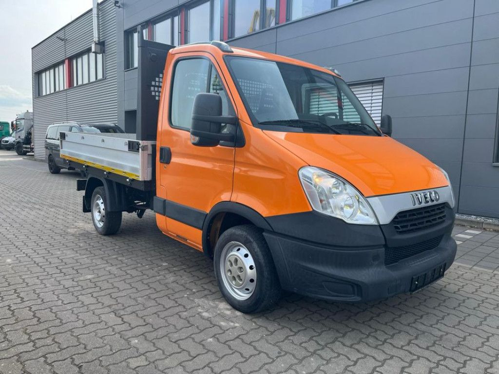 Iveco Daily 29L13 Pritsche - 플랫베드 밴 : 사진 2 Iveco Daily 29L13 Pritsche - 플랫베드 밴 : 사진 2