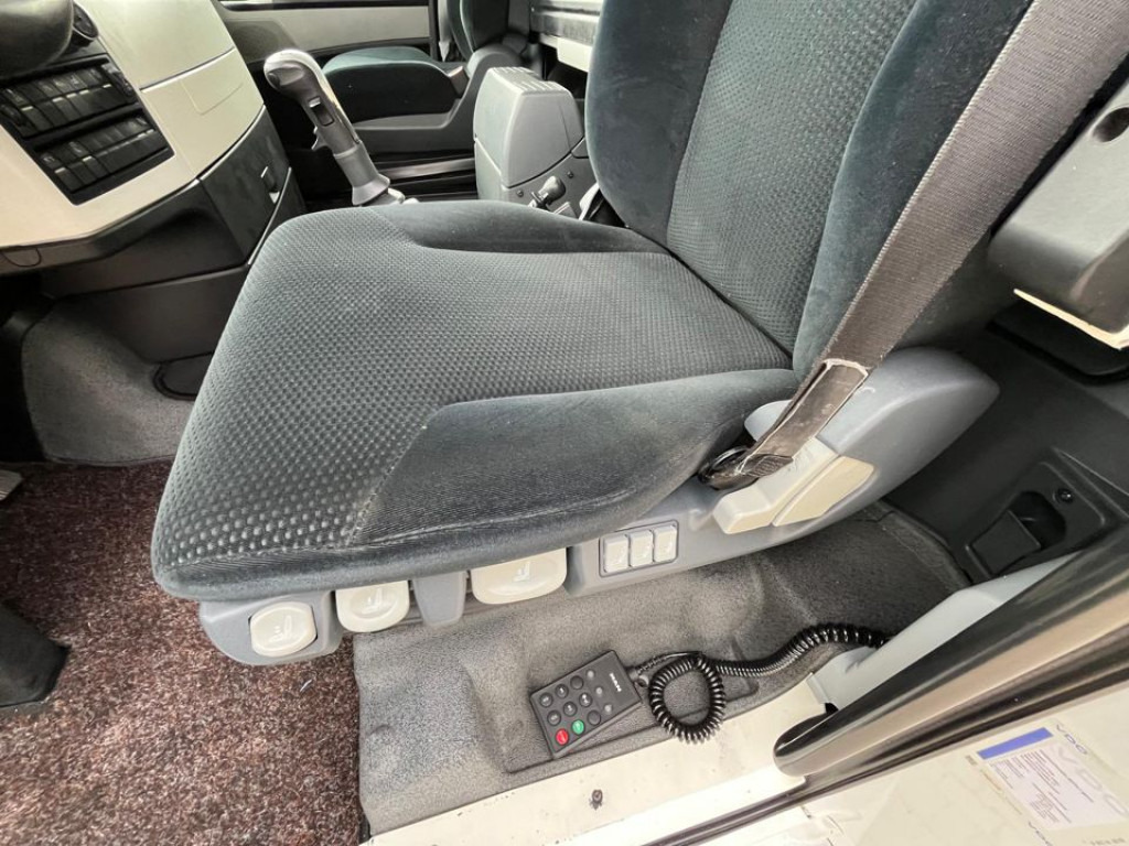 MAN TG-X 26.440 6x4 Pritsche Heckkran Hiab XS 166 - 드롭사이드/ 플랫베드 트럭, 크레인 트럭 : 사진 2 MAN TG-X 26.440 6x4 Pritsche Heckkran Hiab XS 166 - 드롭사이드/ 플랫베드 트럭, 크레인 트럭 : 사진 2