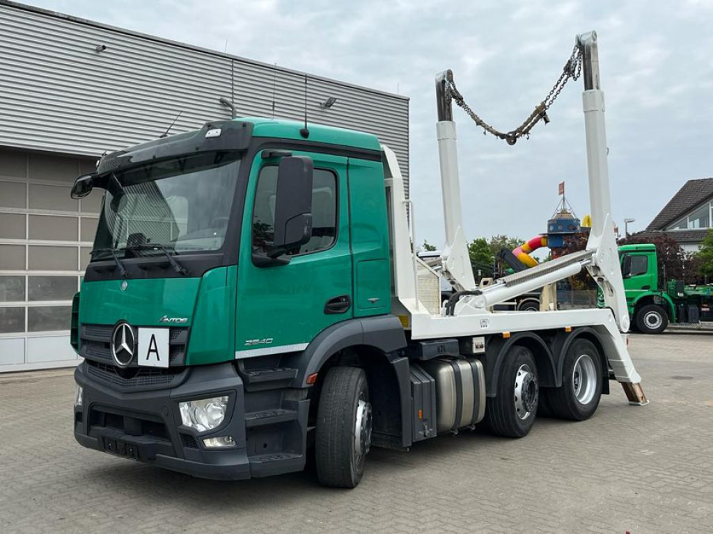 MERCEDES-BENZ Antos 2540 L 6x2 Absetzkipper Vorlauf Lenk - 스킵 로더 트럭 : 사진 1 MERCEDES-BENZ Antos 2540 L 6x2 Absetzkipper Vorlauf Lenk - 스킵 로더 트럭 : 사진 1