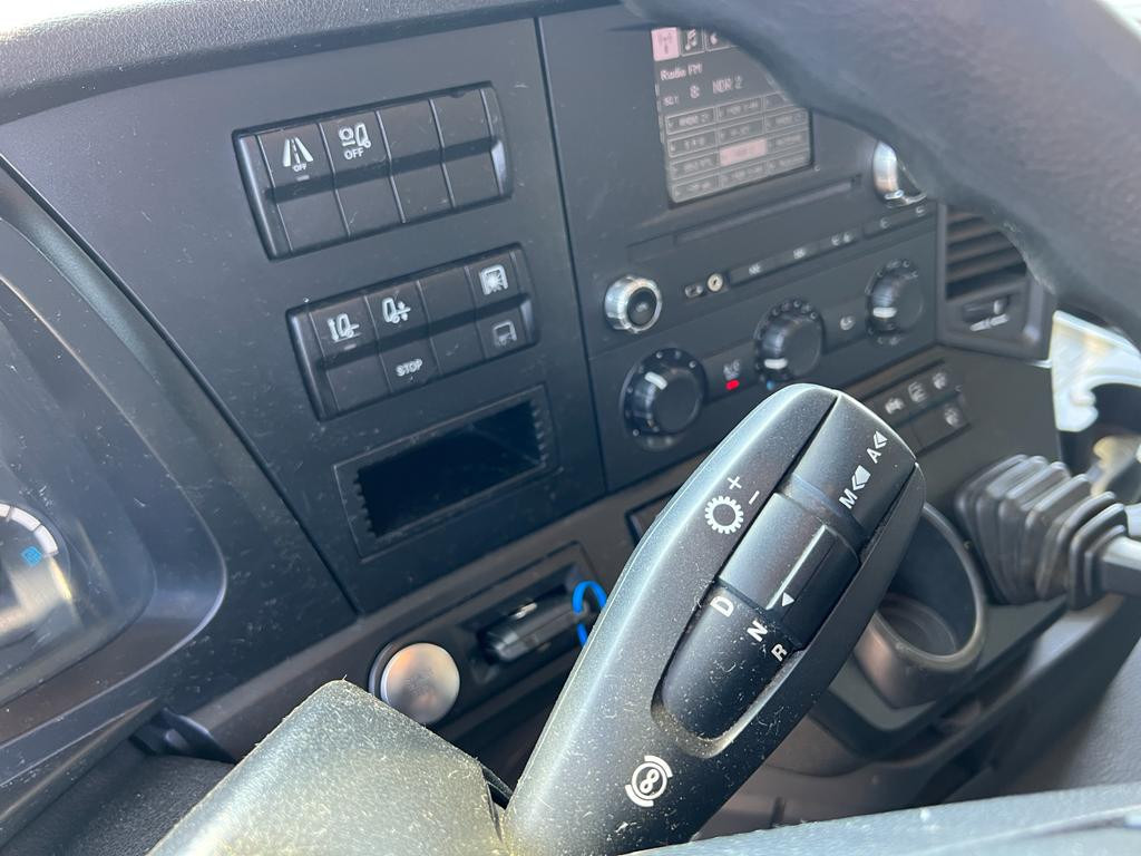 MERCEDES-BENZ Antos 2540 L 6x2 Pritsche LBW Coca Cola, 8,2m Getränke - 커튼사이더 트럭 : 사진 3 MERCEDES-BENZ Antos 2540 L 6x2 Pritsche LBW Coca Cola, 8,2m Getränke - 커튼사이더 트럭 : 사진 3