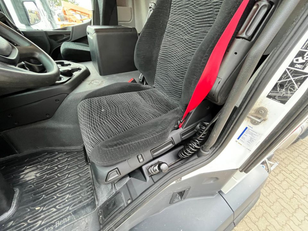 MERCEDES-BENZ Arocs 2043 AS 4x4 SZM nur 133TKM ! Kipphydraulik - 트랙터 유닛 : 사진 2 MERCEDES-BENZ Arocs 2043 AS 4x4 SZM nur 133TKM ! Kipphydraulik - 트랙터 유닛 : 사진 2