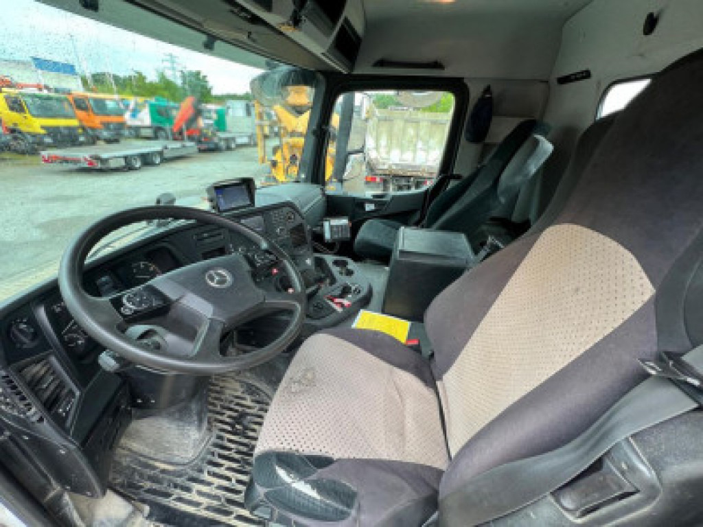 MERCEDES-BENZ Arocs 3240 B 8x4 Betonmischer Deutsch Top AP Achsen - 트럭 : 사진 5 MERCEDES-BENZ Arocs 3240 B 8x4 Betonmischer Deutsch Top AP Achsen - 트럭 : 사진 5