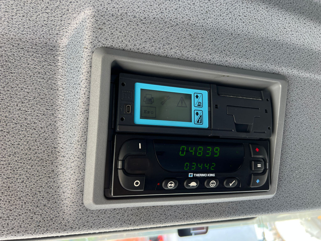 MERCEDES-BENZ Atego 1224 L Kühlkoffer LBW Tiefkühler 6,2m LBW - 냉동탑차 : 사진 2 MERCEDES-BENZ Atego 1224 L Kühlkoffer LBW Tiefkühler 6,2m LBW - 냉동탑차 : 사진 2