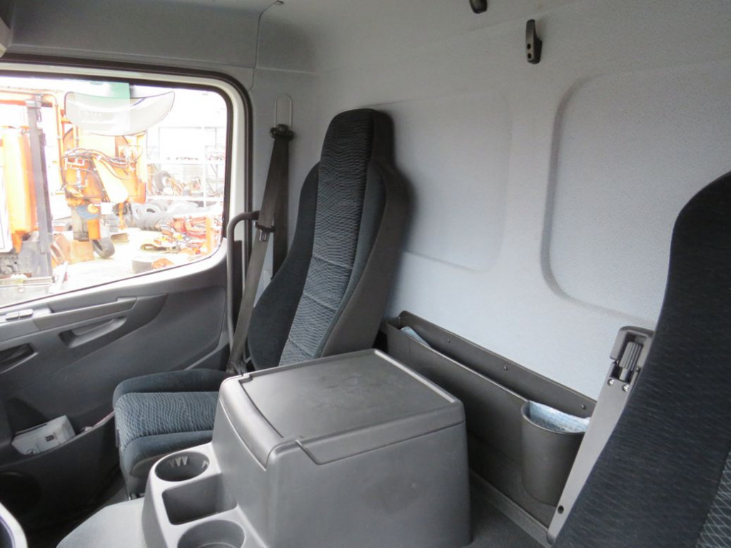 MERCEDES-BENZ Atego 1224 L Pritsche LBW LBW 1.5to - 커튼사이더 트럭 : 사진 3 MERCEDES-BENZ Atego 1224 L Pritsche LBW LBW 1.5to - 커튼사이더 트럭 : 사진 3