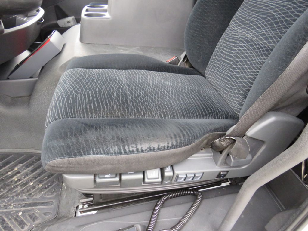 MERCEDES-BENZ Atego 1224 L Pritsche LBW LBW 1.5to - 커튼사이더 트럭 : 사진 2 MERCEDES-BENZ Atego 1224 L Pritsche LBW LBW 1.5to - 커튼사이더 트럭 : 사진 2