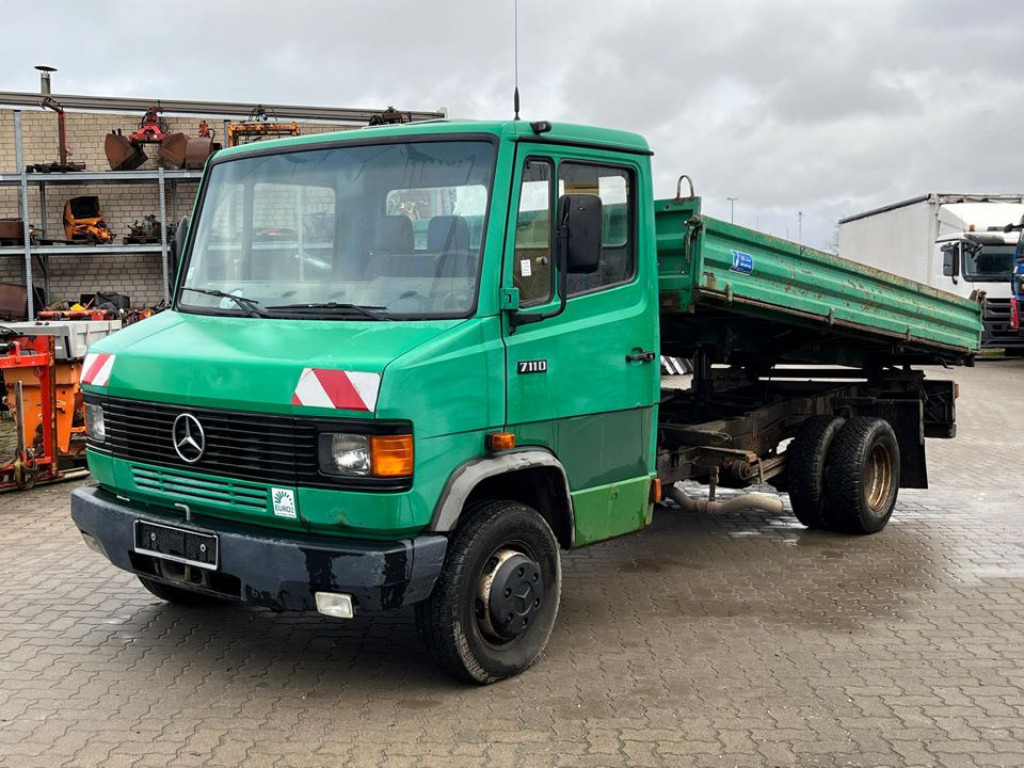 MERCEDES-BENZ Vario 711 DK 2-Achs Kipper Meiller - 덤프트럭 : 사진 1 MERCEDES-BENZ Vario 711 DK 2-Achs Kipper Meiller - 덤프트럭 : 사진 1