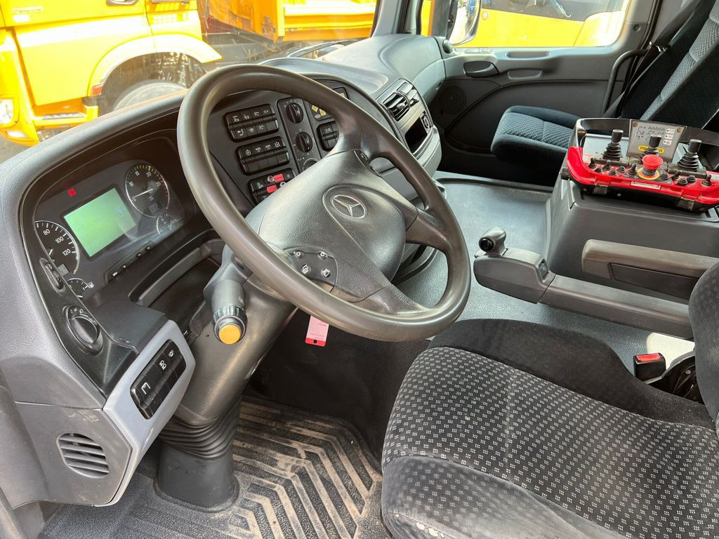 Mercedes-Benz Actros 1841 K 2-Achs Kipper Kran Funk/2xhydr+Gre Mercedes-Benz Actros 1841 K 2-Achs Kipper Kran Funk/2xhydr+Gre - 덤프트럭, 크레인 트럭 : 사진 5 Mercedes-Benz Actros 1841 K 2-Achs Kipper Kran Funk/2xhydr+Gre Mercedes-Benz Actros 1841 K 2-Achs Kipper Kran Funk/2xhydr+Gre - 덤프트럭, 크레인 트럭 : 사진 5