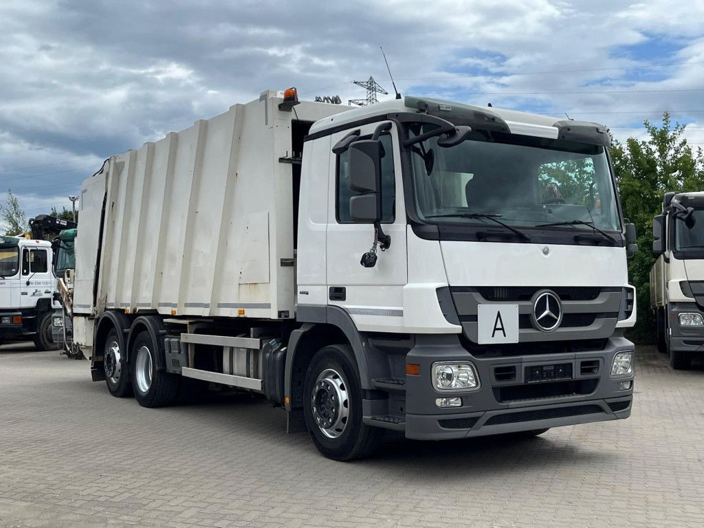 Mercedes-Benz Actros 2532 L 6x2 Müllwagen Faun Powerpress 25m³ - 쓰레기차 : 사진 2 Mercedes-Benz Actros 2532 L 6x2 Müllwagen Faun Powerpress 25m³ - 쓰레기차 : 사진 2
