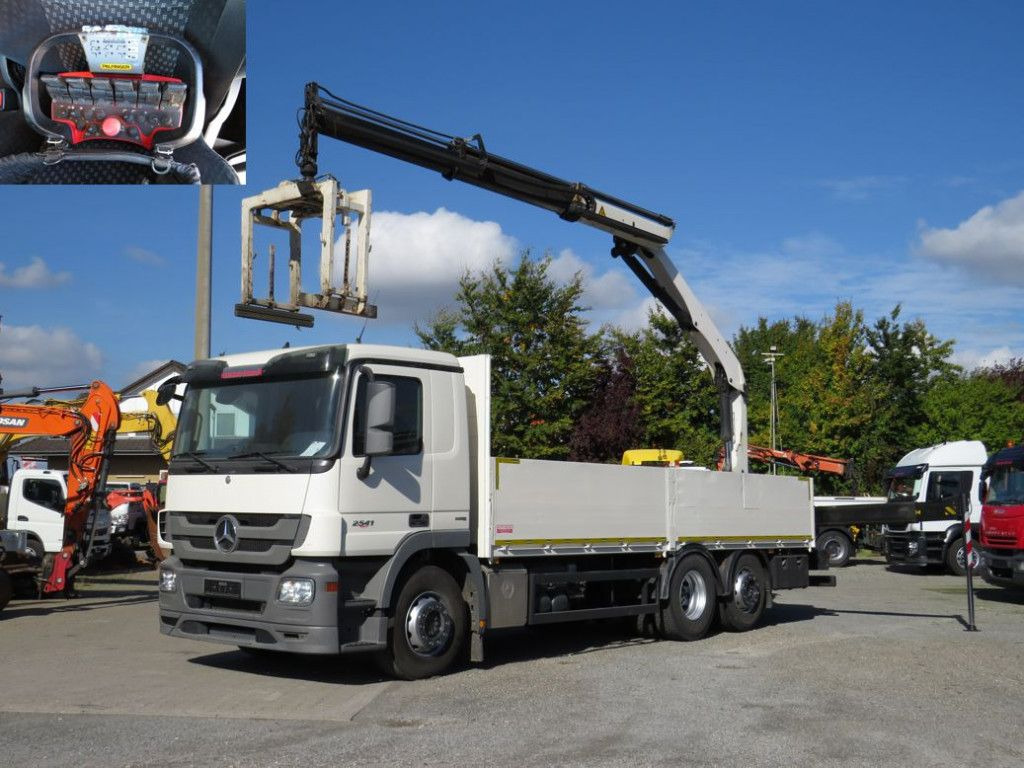 Mercedes-Benz Actros 2541 L6x2 Pritsche Heckkran Funk - 크레인 트럭, 드롭사이드/ 플랫베드 트럭 : 사진 1 Mercedes-Benz Actros 2541 L6x2 Pritsche Heckkran Funk - 크레인 트럭, 드롭사이드/ 플랫베드 트럭 : 사진 1