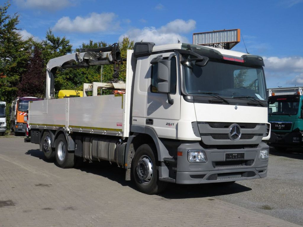 Mercedes-Benz Actros 2541 L6x2 Pritsche Heckkran Funk - 드롭사이드/ 플랫베드 트럭, 크레인 트럭 : 사진 3 Mercedes-Benz Actros 2541 L6x2 Pritsche Heckkran Funk - 드롭사이드/ 플랫베드 트럭, 크레인 트럭 : 사진 3