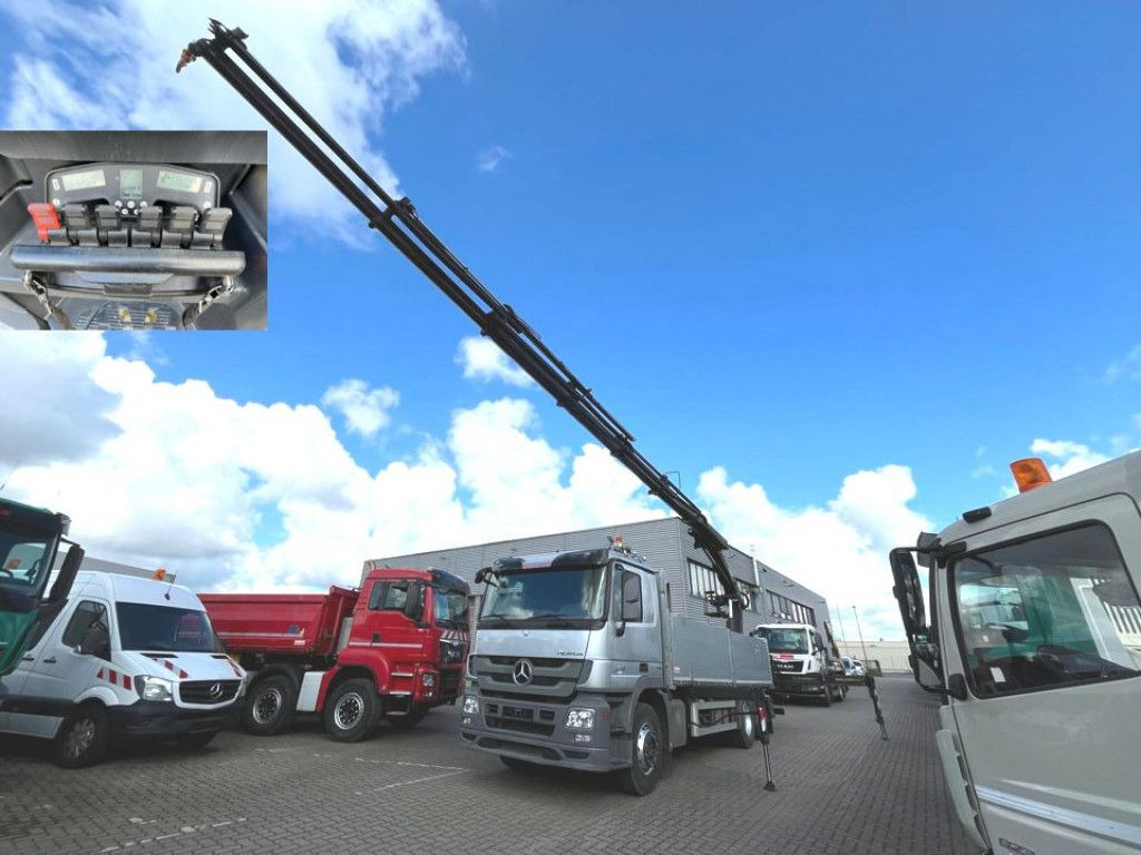 Mercedes-Benz Actros 2546 L 6x2 Pritsche Heckkran Hiab 288 6x - 드롭사이드/ 플랫베드 트럭, 크레인 트럭 : 사진 3 Mercedes-Benz Actros 2546 L 6x2 Pritsche Heckkran Hiab 288 6x - 드롭사이드/ 플랫베드 트럭, 크레인 트럭 : 사진 3