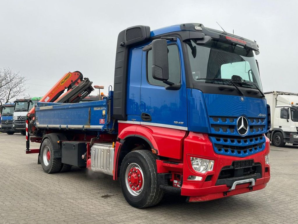 Mercedes-Benz Arocs 1845 4x4 HAD 2-Achs Allradkipper Kran Funk Mercedes-Benz Arocs 1845 4x4 HAD 2-Achs Allradkipper Heckkran - 덤프트럭, 크레인 트럭 : 사진 2 Mercedes-Benz Arocs 1845 4x4 HAD 2-Achs Allradkipper Kran Funk Mercedes-Benz Arocs 1845 4x4 HAD 2-Achs Allradkipper Heckkran - 덤프트럭, 크레인 트럭 : 사진 2