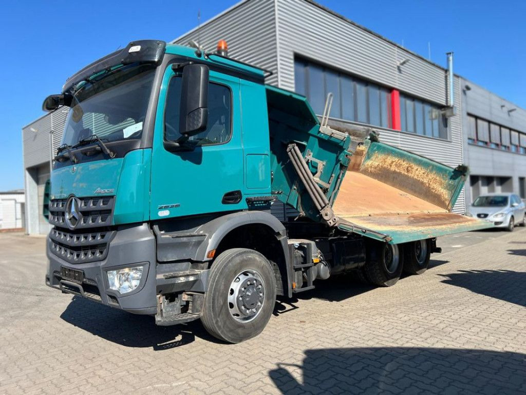 Mercedes-Benz Arocs 2636 6x6 HAD 3-Achs Allradkipper Meiller Mercedes-Benz Arocs 2636 6x6 HAD 3-Achs Allradkipper Meiller - 덤프트럭 : 사진 1 Mercedes-Benz Arocs 2636 6x6 HAD 3-Achs Allradkipper Meiller Mercedes-Benz Arocs 2636 6x6 HAD 3-Achs Allradkipper Meiller - 덤프트럭 : 사진 1