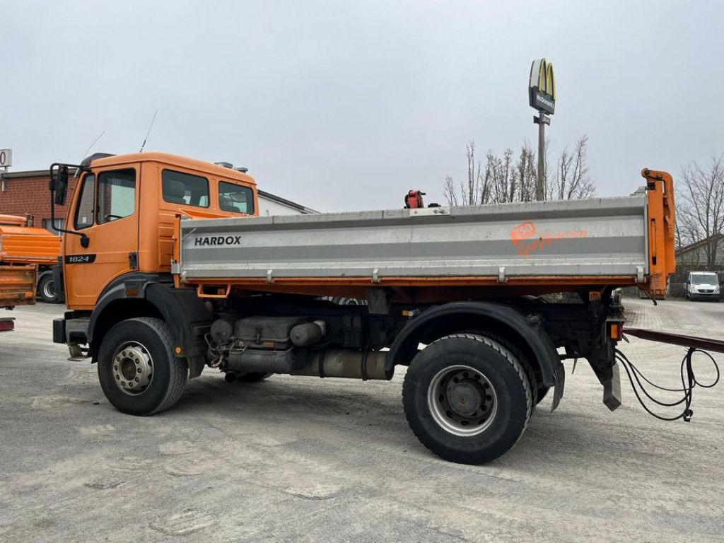Mercedes-Benz SK 1824 AK 4x4 2-Achs Allradkipper - 덤프트럭 : 사진 3 Mercedes-Benz SK 1824 AK 4x4 2-Achs Allradkipper - 덤프트럭 : 사진 3