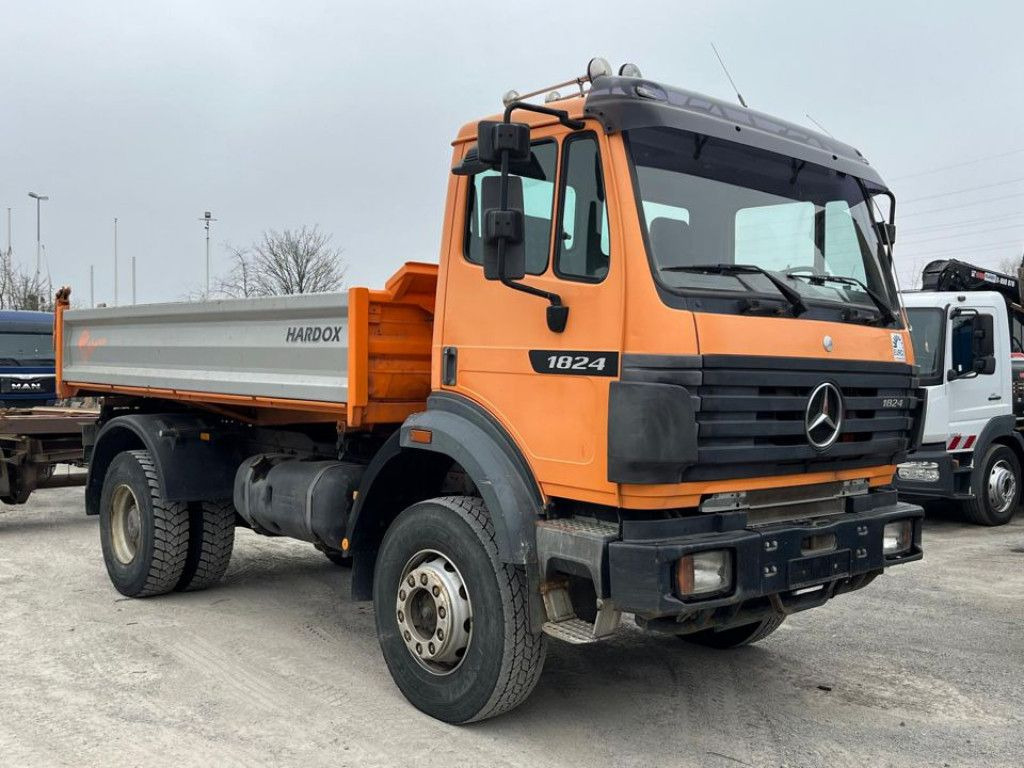 Mercedes-Benz SK 1824 AK 4x4 2-Achs Allradkipper - 덤프트럭 : 사진 2 Mercedes-Benz SK 1824 AK 4x4 2-Achs Allradkipper - 덤프트럭 : 사진 2