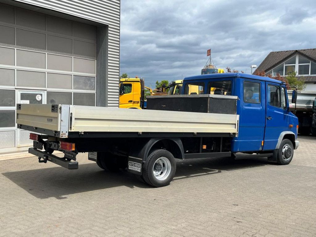 Mercedes-Benz Vario 614 D Pritsche Doppelkabine LKW Motor 4.3 - 플랫베드 밴, 콤비 밴 : 사진 4 Mercedes-Benz Vario 614 D Pritsche Doppelkabine LKW Motor 4.3 - 플랫베드 밴, 콤비 밴 : 사진 4