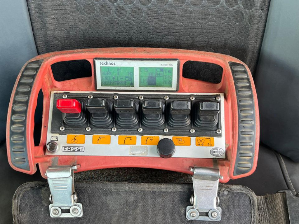 드롭사이드/ 플랫베드 트럭, 크레인 트럭 VOLVO (S) Truck FM 330 4x4 Pritsche Kran Singelreifen Funkfernbedienung : 사진 13