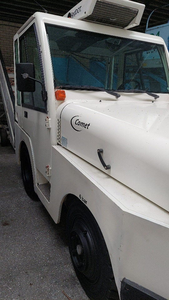 Mulag Comet 4 Baggage Tractor - 수하물 트랙터 : 사진 3 Mulag Comet 4 Baggage Tractor - 수하물 트랙터 : 사진 3
